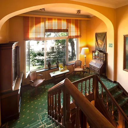 Pannenhuis Hotell